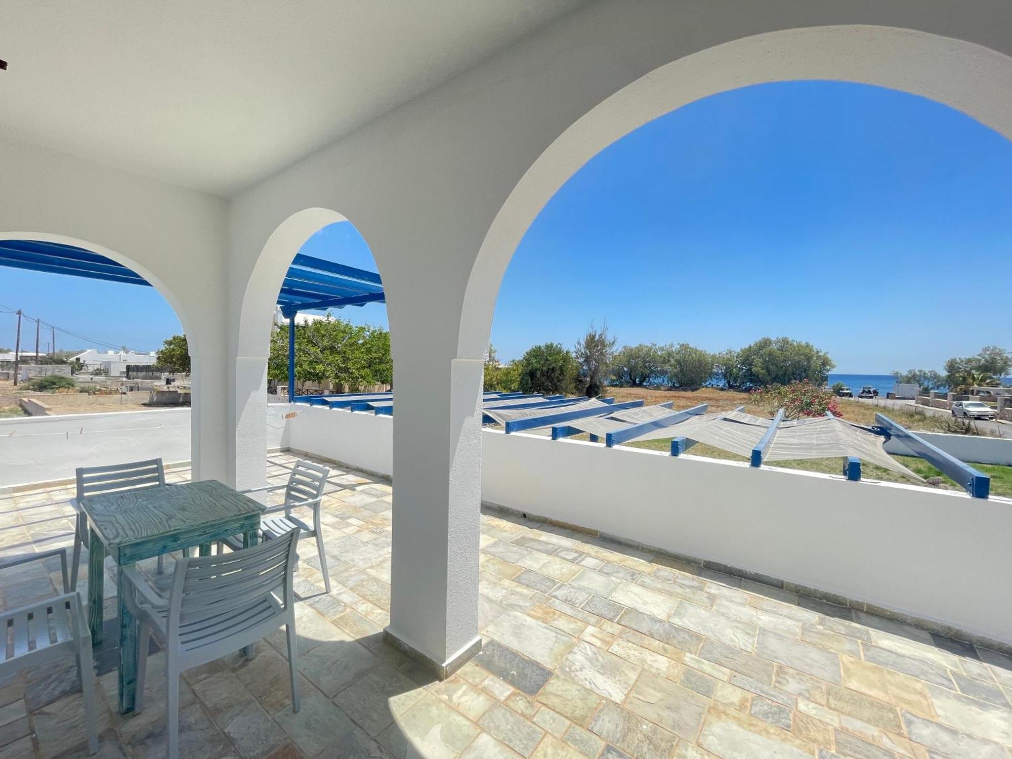 Thalassitis Coastal Apartments Периволос Экстерьер фото